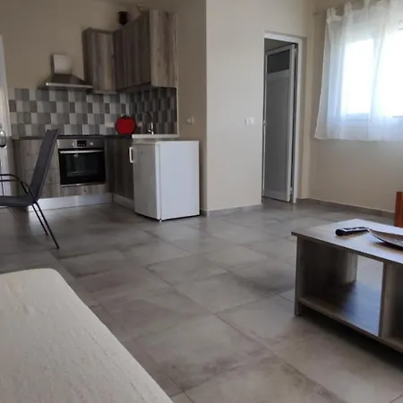 Casa De Rosa & Apart-hotel Svoronata