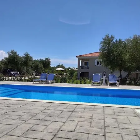 Ξενοδοχείο με διαμερίσματα Casa De Rosa & 3*