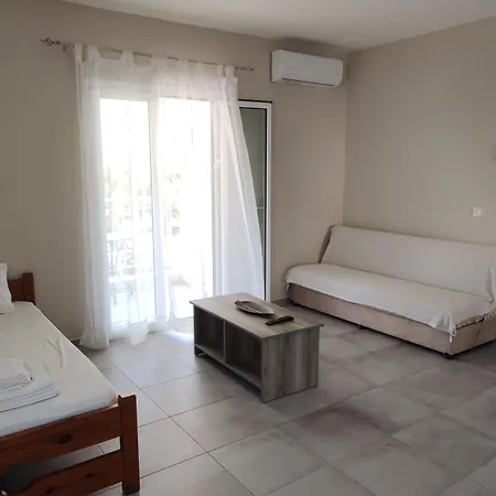 Ξενοδοχείο με διαμερίσματα Casa De Rosa & Σβορωνάτα