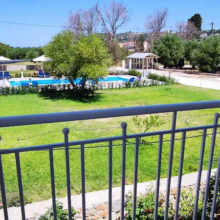 Ξενοδοχείο με διαμερίσματα Casa De Rosa & Σβορωνάτα