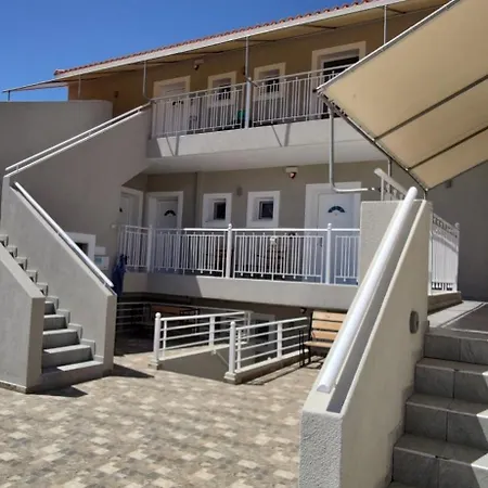 Casa De Rosa & Apart-hotel Svoronata