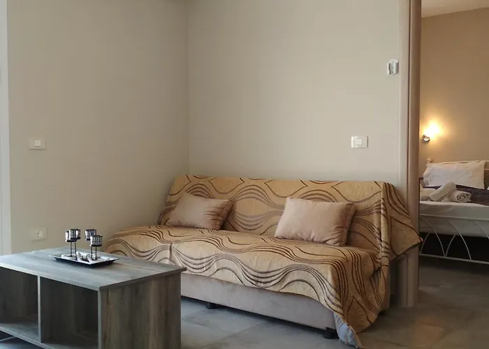 Casa De Rosa & מלון דירות סבורונטה