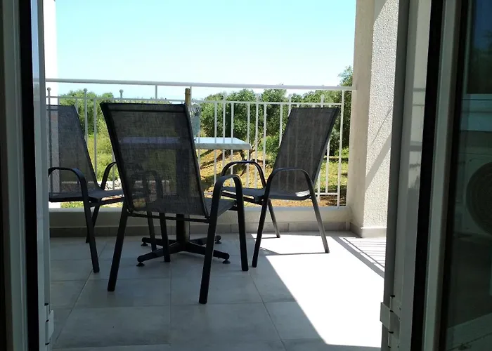 Casa De Rosa & מלון דירות סבורונטה